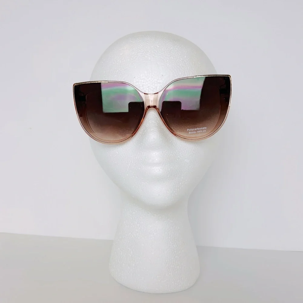 Sunglasses Pink Clear Frame Brown Lens W/Round Link Design Gold Trim Cat Eye NEW